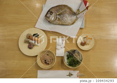 お家にて百日祝いのお食い初め お家にて百日祝いのお食い初め 109434293