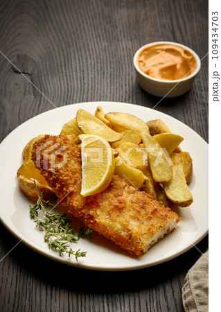 plate of fish and chips plate of fish and chips 109434703