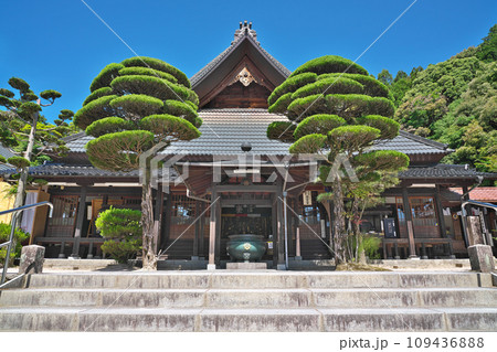 【瑠璃光寺】 山口県山口市香山町 109436888