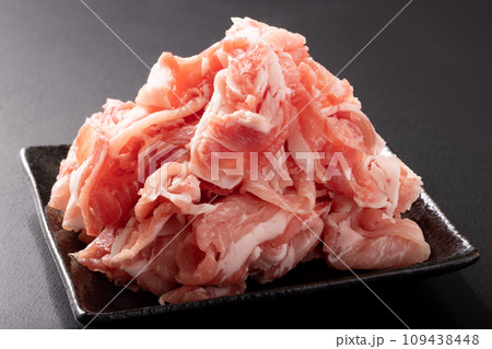 山形県産　庄内豚　肩ロース切り落とし（しゃぶしゃぶ用） 109438448