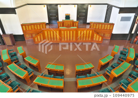 【旧県会議事堂 (旧山口県議会議事堂)】 山口県山口市滝町 109440975