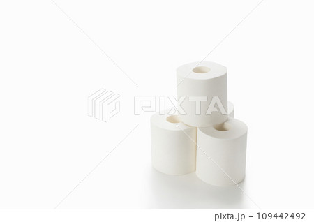 白いトイレットペーパー 白いトイレットペーパー 109442492