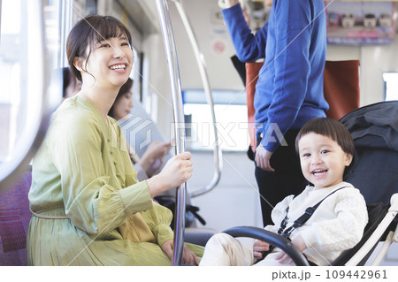 ファミリー　電車　撮影協力・京王電鉄株式会社 109442961