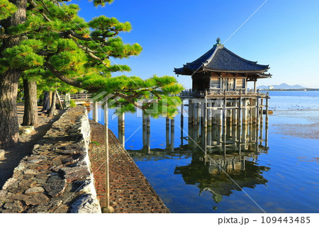 【滋賀県】快晴の浮御堂（満月寺） 109443485