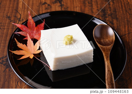 美味しい高野山の胡麻豆腐 109448163