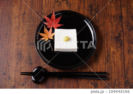 美味しい高野山の胡麻豆腐 109448166