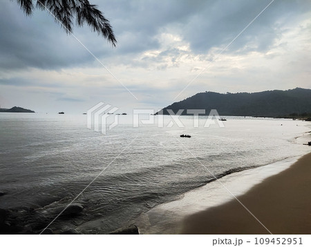 Natural coastal landscapes of Padang, Indonesia with beautiful high rainfall Natural coastal landscapes of Padang, Indonesia with beautiful high rainfall 109452951