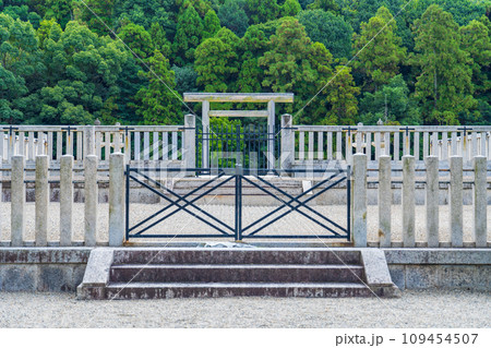 大阪府羽曳野市 第十五代応神天皇 惠我藻伏崗陵 大阪府羽曳野市 第十五代応神天皇 惠我藻伏崗陵 109454507