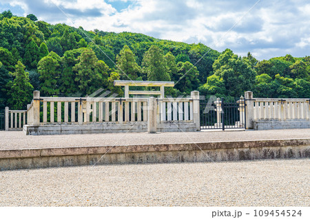 大阪府羽曳野市　第十五代応神天皇　惠我藻伏崗陵 109454524