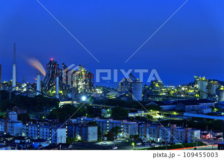 【福岡県】不夜城の工場夜景（UBE三菱セメント） 109455003