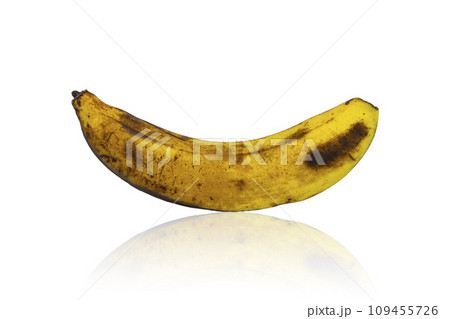 Rotten banana isolated on white background 109455726