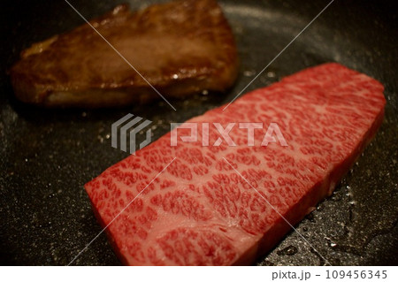 家で贅沢に岩手和牛の美味しいステーキを 家で贅沢に岩手和牛の美味しいステーキを 109456345