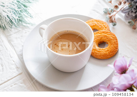 ティータイムのカフェオレ 109458134