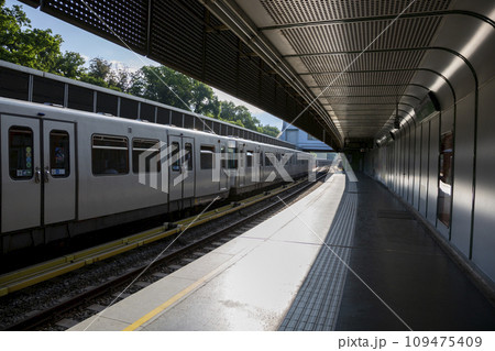 View of Hietzing Metro station in Vienna 109475409