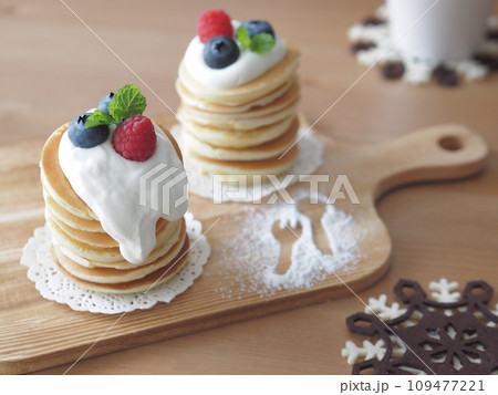 ベリーのミニパンケーキ ベリーのミニパンケーキ 109477221