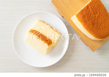 cheese cake in Japanese style cheese cake in Japanese style 109480026