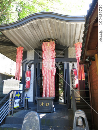 目黒区の大円寺にある釈迦堂（生身の釈迦如来ご開帳日） 109486730