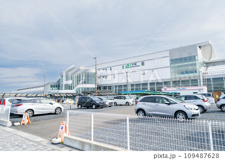 「青森県」JR青い森鉄道 八戸駅西口の風景 「青森県」JR青い森鉄道 八戸駅西口の風景 109487628