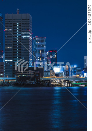 東京都中央区晴海ふ頭公園からの夜景 109487679