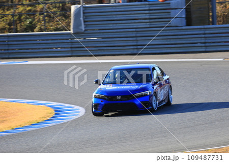 CIVIC eHEV 109487731