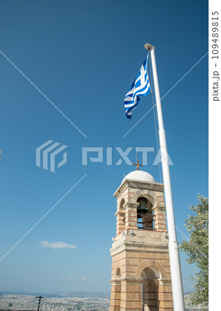 ギリシャアテネのリカヴィトスの丘で眺めるとても美しい風景 ギリシャアテネのリカヴィトスの丘で眺めるとても美しい風景 109489815