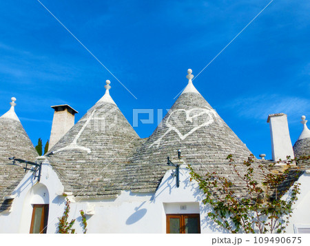 とんがり屋根の街 アルベロベッロ とんがり屋根の街 アルベロベッロ 109490675