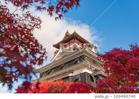 秋の清洲城〈愛知県清須市〉 109490740