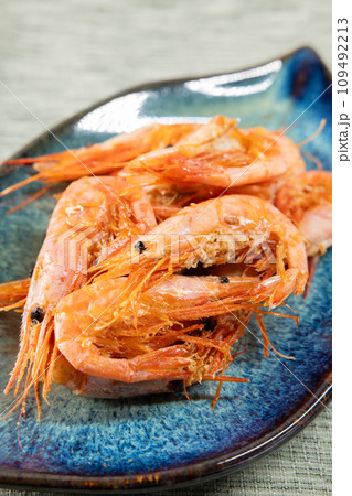 美味しい甘エビの素揚げ 美味しい甘エビの素揚げ 109492213