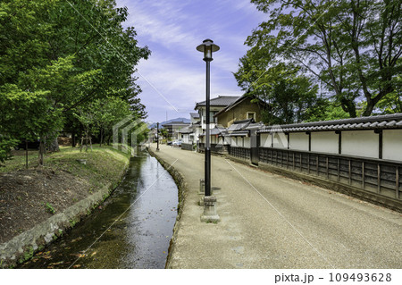 松代　竹山町の水路　思索の小径　長野県長野市 109493628