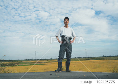 rice farming 109495775