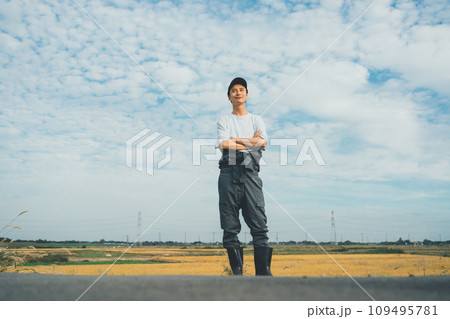 rice farming 109495781