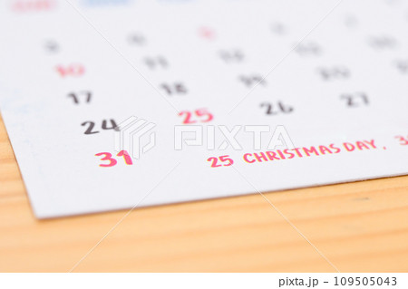 white calendar of last day on month, concept christmas and countdown white calendar of last day on month, concept christmas and countdown 109505043