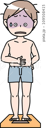 体重計に載って青ざめる男性　 109508415