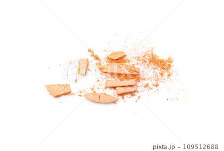 Broken Eye Shadow Isolated, Smashed Makeup Palette, Crushed Natural Glitter Pigment Texture Broken Eye Shadow Isolated, Smashed Makeup Palette, Crushed Natural Glitter Pigment Texture 109512688