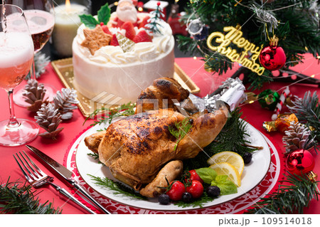 ローストチキンとクリスマスケーキ 109514018