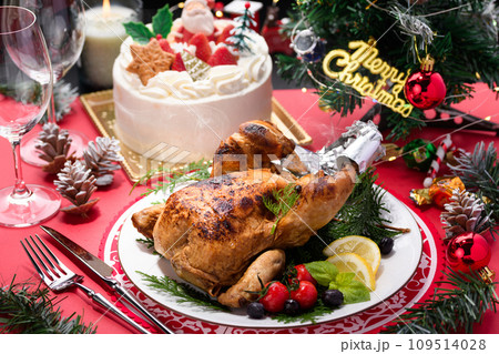 ローストチキンとクリスマスケーキ 109514028