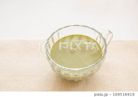 温まる飲み物 抹茶オレ 温まる飲み物 抹茶オレ 109516919