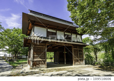 飯山城址公園　移築城門　長野県飯山市 109518606