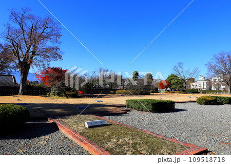 長野県松本市　秋の国宝　松本城二の丸御殿跡 109518718