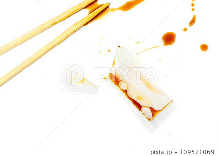 Spilled Soy Sause Isolated, Teriyaki Drops, Oyster Sauce, Balsamic Vinegar Puddles on White Background 109521069