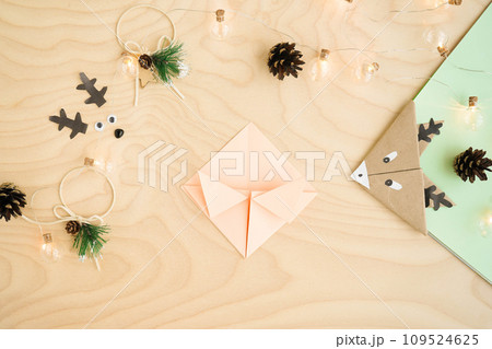 Step 6 origami. Step by-step photo instructions how to make a bookmark in the form of an deer out of paper with your own hands. Simple crafts with children. Step 6 origami. Step by-step photo instructions how to make a bookmark in the form of an deer out of paper with your own hands. Simple crafts with children. 109524625