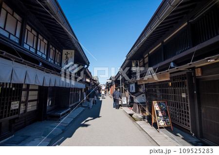 《飛騨高山の風景》古い町並 《飛騨高山の風景》古い町並 109525283