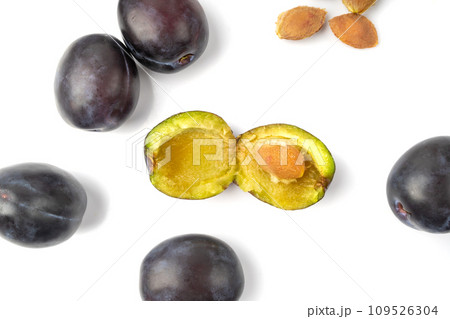 Plum Isolated, Whole Blue Prune, Ripe Fresh Plums, Dark Blue Healthy Fruits 109526304