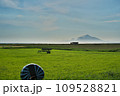 利尻富士を望む 109528821