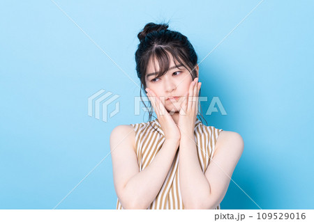 若い女性のビューティ 109529016