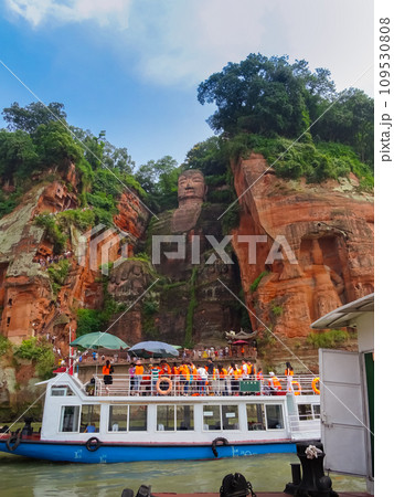 楽山大仏(中国-楽山市) 109530808