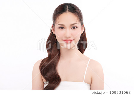 Beautiful young asian woman with clean fresh skin on white background, Face care, Facial treatment, Cosmetology, beauty and spa, Asian women portrait. 109531068