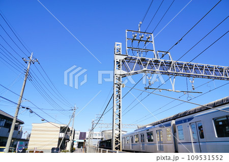 北春日部駅東口と13000系 109531552