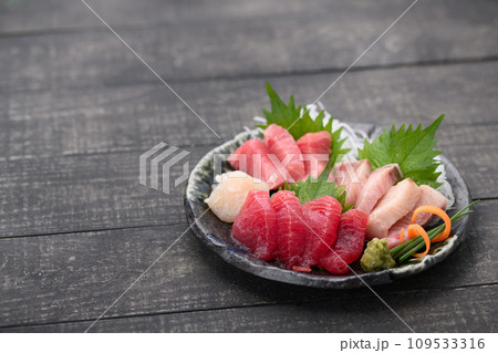 刺身盛り合わせ 刺身盛り合わせ 109533316
