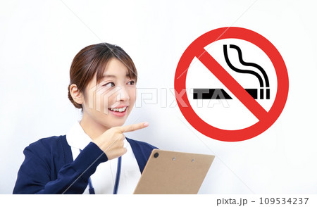 禁煙を勧める看護師のイメージ 109534237